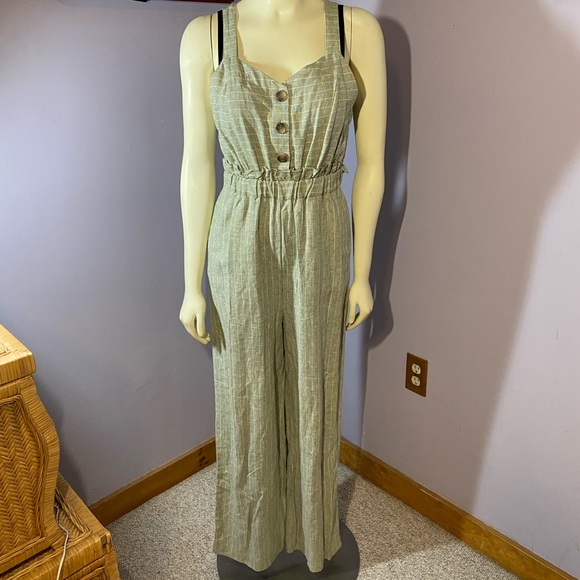 Romeo & Juliet Couture Pants - Romeo & Juliet Couture Jumpsuit